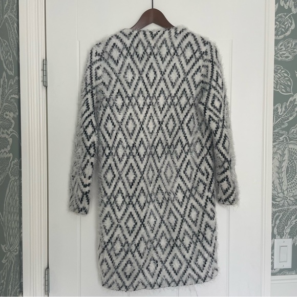 Elliatt Fuzzy Cardigan, Size Medium - Picture 4 of 5